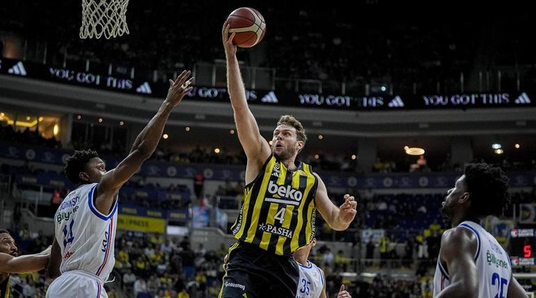 (ÖZET) Fenerbahçe Beko - Anadolu Efes maç sonucu: 86-72 | Derbide kazanan Fenerbahçe