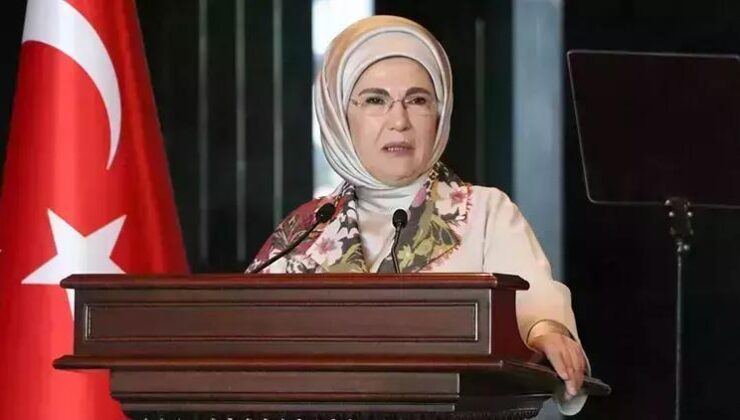 Emine Erdoğan: Ebelik mesleğinin önemi üzerinde daha fazla durmalıyız