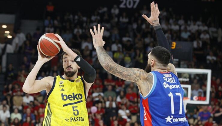 Fenerbahçe Beko-Anadolu Efes maçı (CANLI)