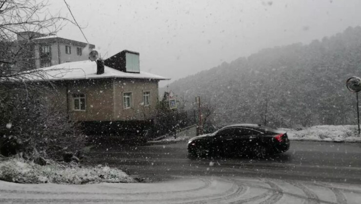 İstanbul’da beklenen kar yağışı başladı