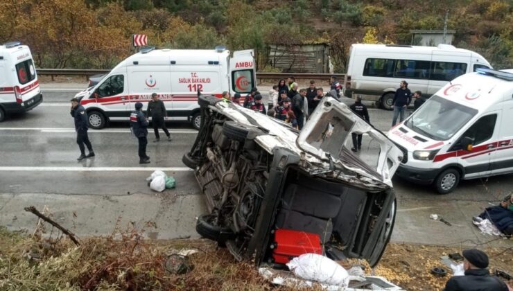 Osmaniye’de yolcu minibüsü devrildi: 6 yaralı