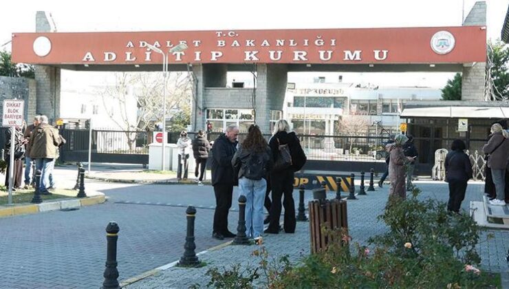 Beylikdüzü’nde otoparkta tartıştıkları kişinin önünü kesip silahla ateş açtılar: 1 ölü