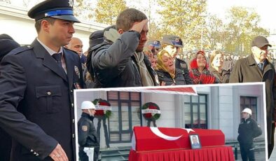 Hayatını kaybeden polise oğlundan selamlı uğurlama