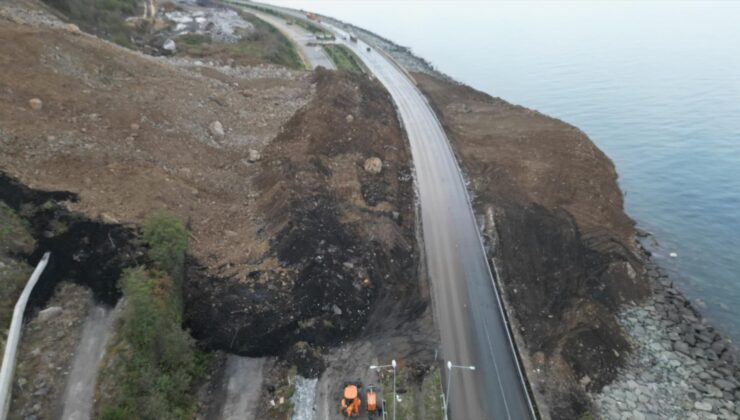 Heyelanın vurduğu Karadeniz Sahil Yolu’nda dikkat çeken rapor: 100 bin ton toprak akmış! ‘Doğu Karadeniz’i iyi günler beklemiyor’