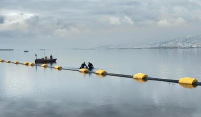 Kocaeli’de balıkçı teknesinin ağlarına elleri ve ayakları bağlı erkek cesedi takıldı