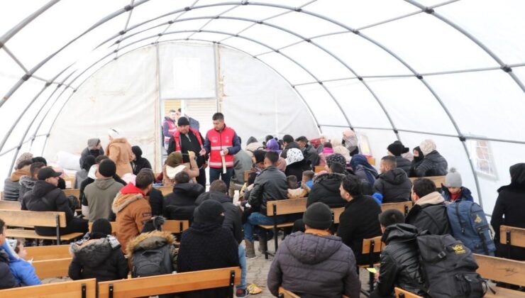 Suriyelilerin Hatay’daki sınır kapılarından ülkelerine dönüşü sürüyor