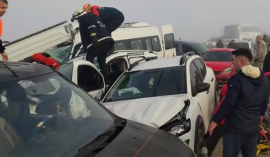 Van’da zincirleme trafik kazası! 2 ölü, 40 yaralı