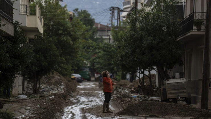 Yunanistan'da şiddetli yağışlar toprak kaymasına yol açtı | Dış Haberler